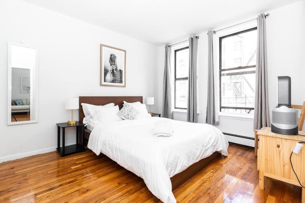 2Bed Bliss By Central Park North New York Exterior foto